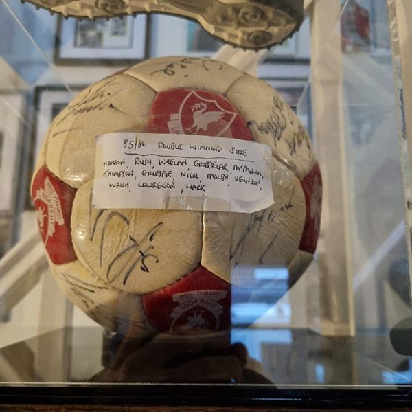 Liverpool signed football 85/86
