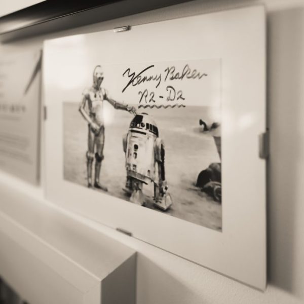 STAR WARS KENNY BAKER R2-D2