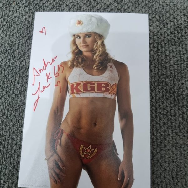 ANDREA LEE
