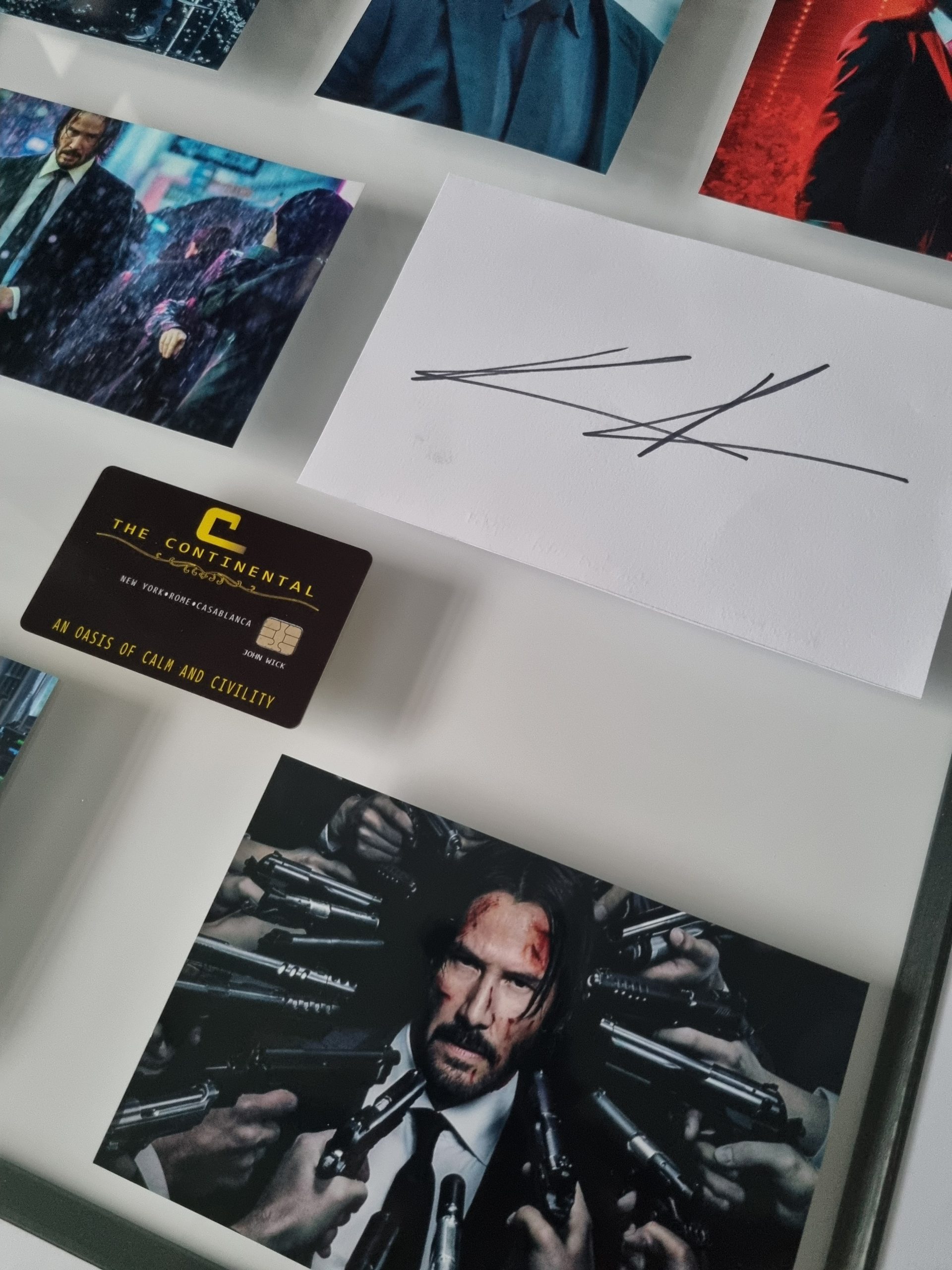 KEANU REEVES – Elite Autographs